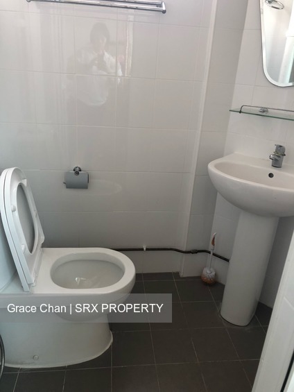 Blk 247 Jurong East Street 24 (Jurong East), HDB 3 Rooms #181776802